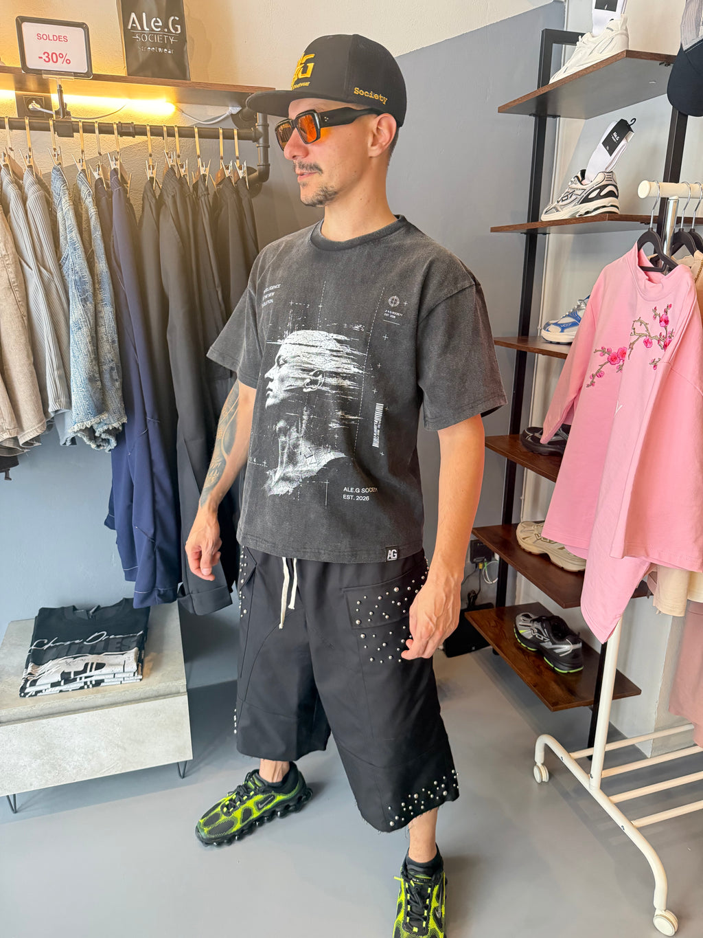 T-shirt Logo