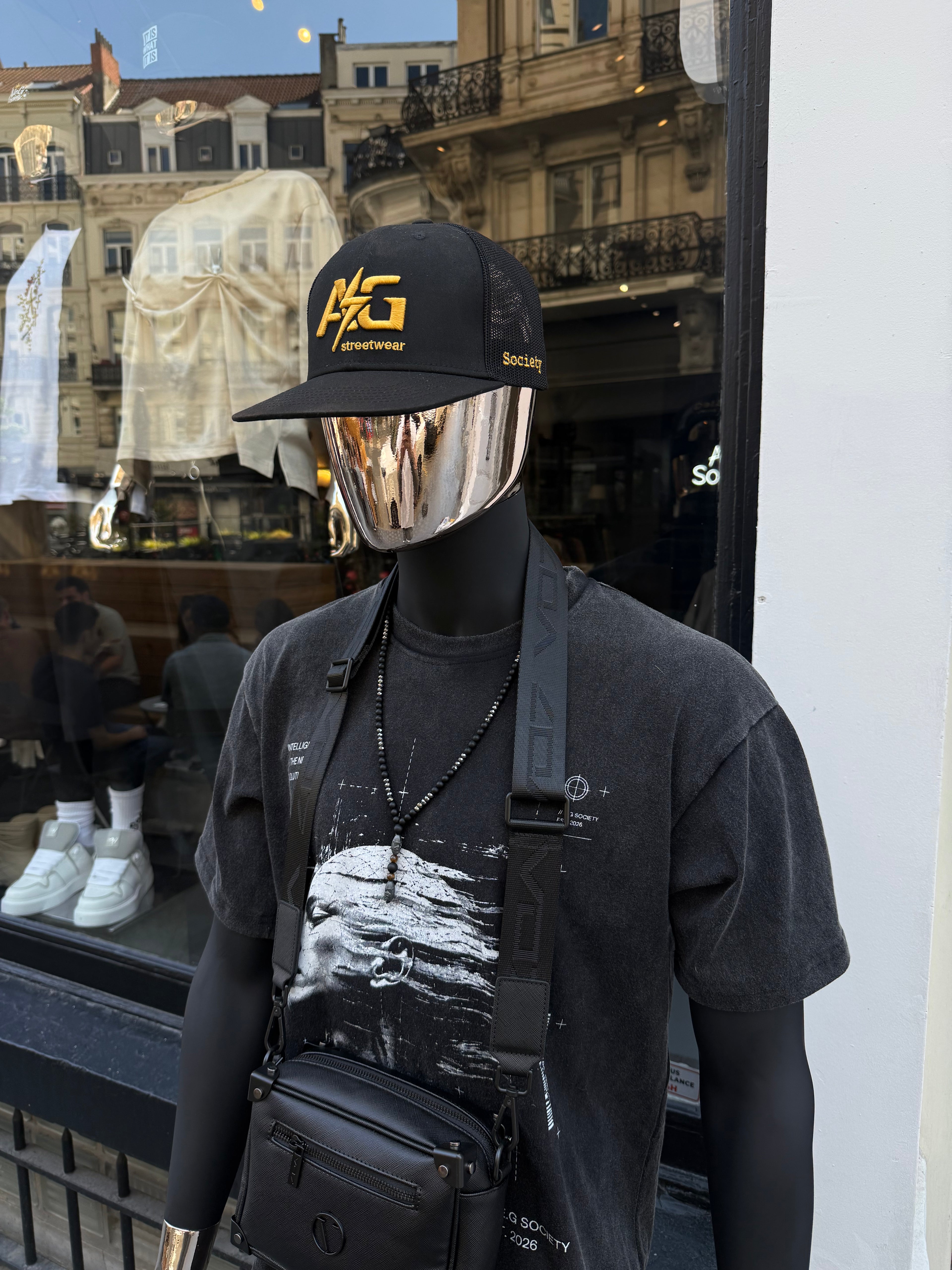 AleG Trucker Snapback Cap – Black/Gold